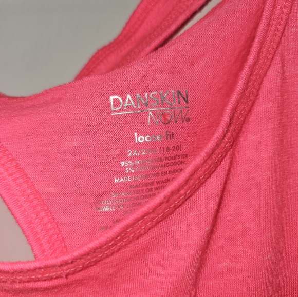 Danskin Now Women's Plus Size Tshirt - Picture 2 of 4